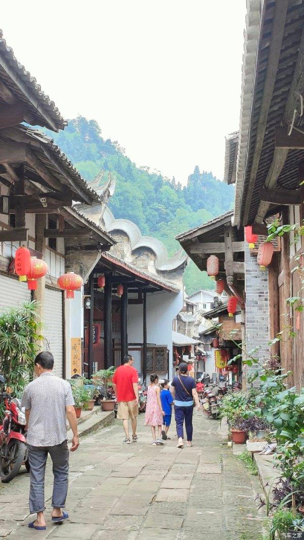 女子乌龙转账15万多后，警方1小时快速追回……